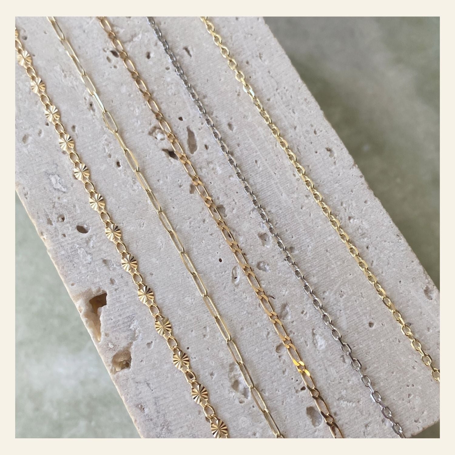 Chain Parlor Reservation