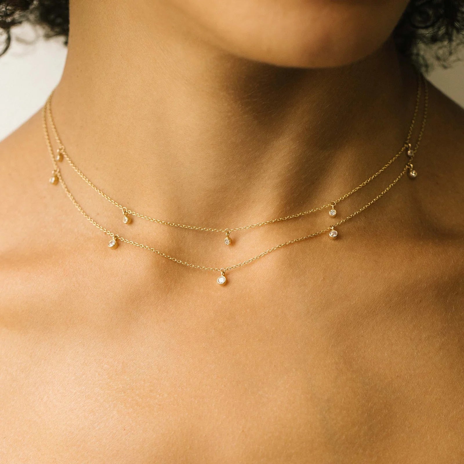 5 DANGLING DIAMONDS BEZEL NECKLACE