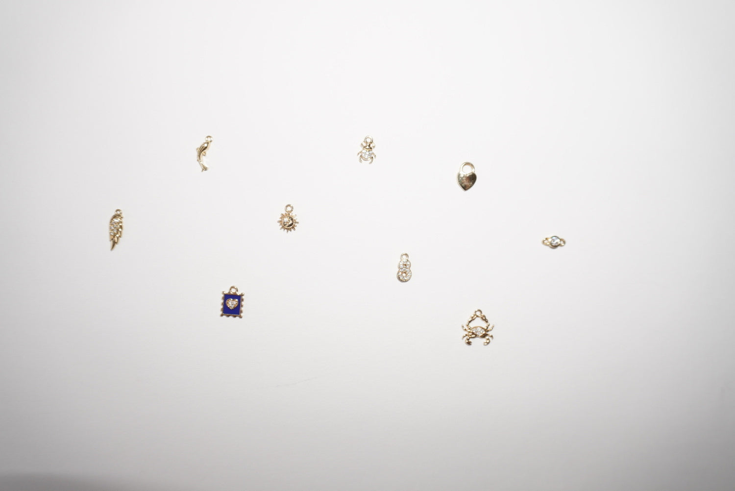 CHARM BAR