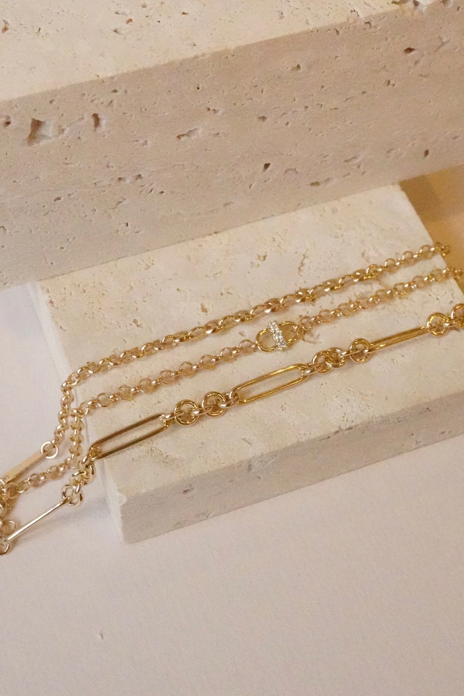 14KT 3 PRONG DIAMOND OPEN LINK ROLO CHAIN BRACELET