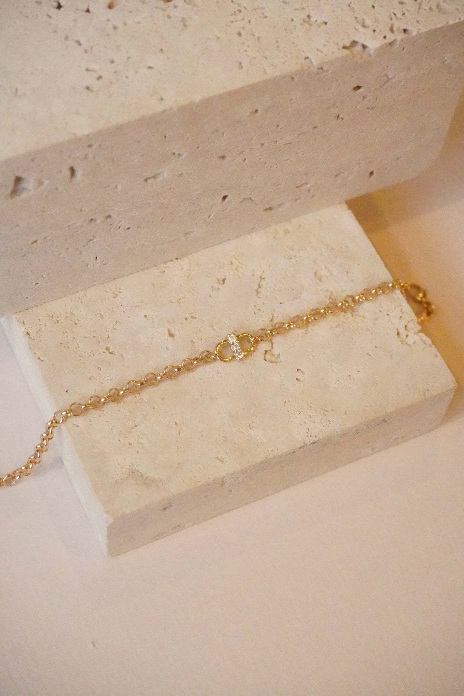 14KT 3 PRONG DIAMOND OPEN LINK ROLO CHAIN BRACELET