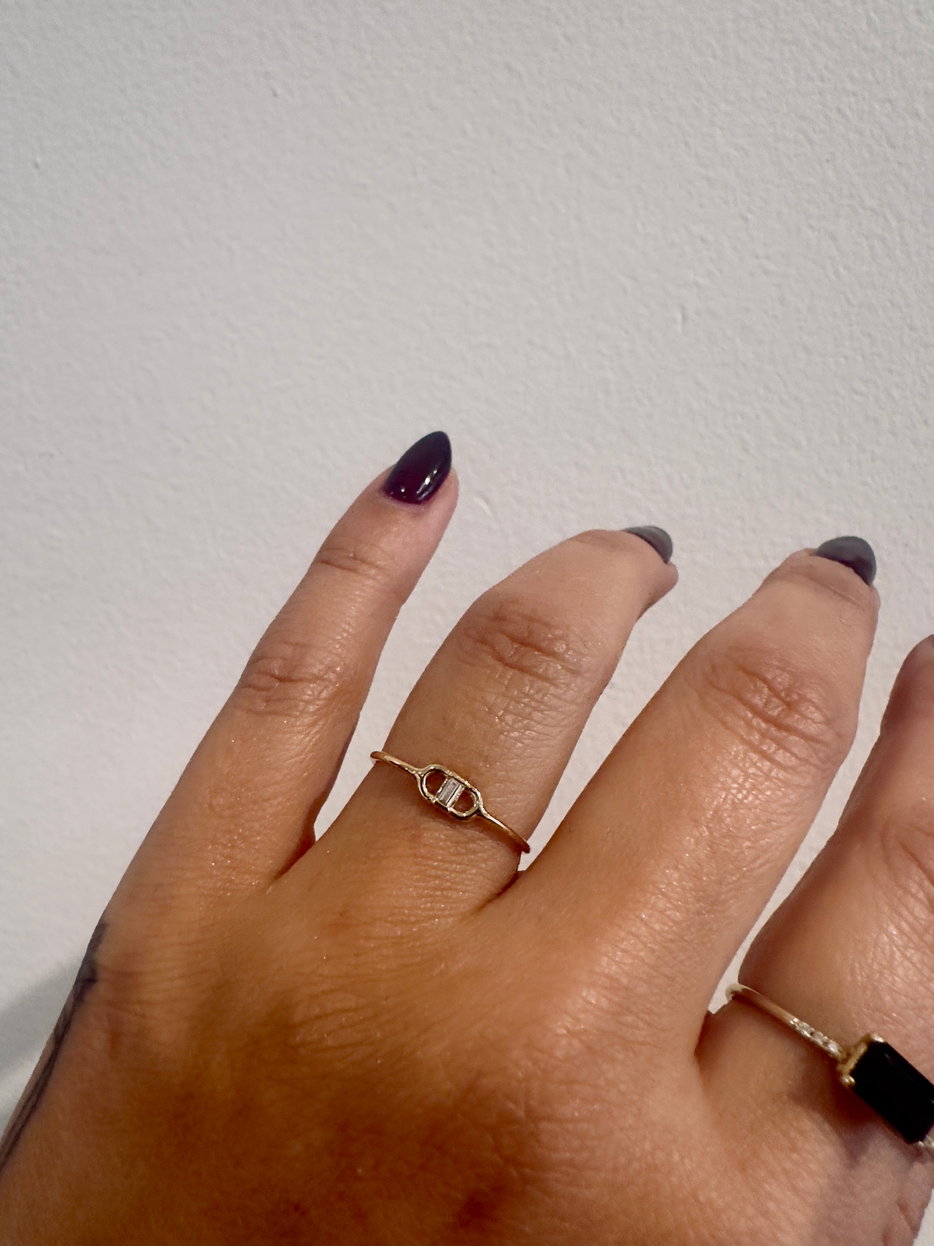 BAGUETTE DIAMOND OPEN LINK RING