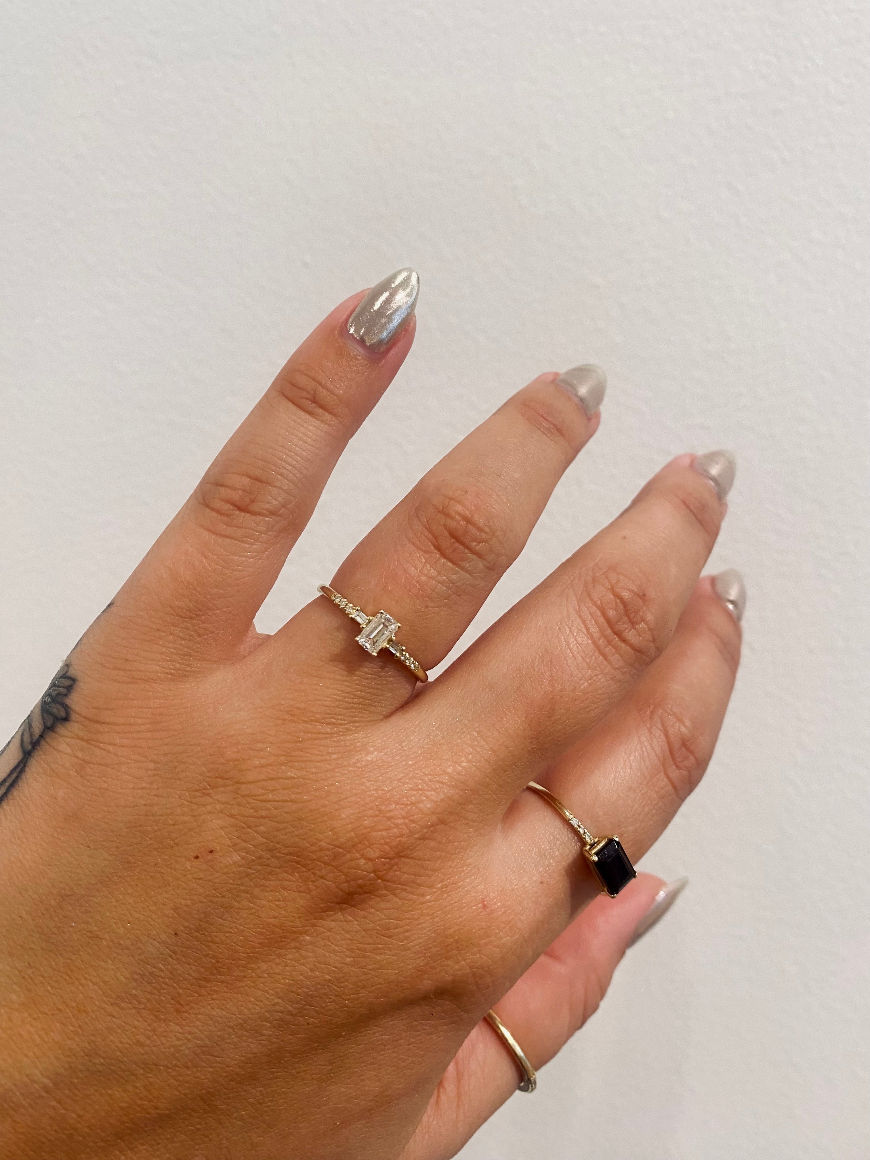 EMERLAD CUT DIAMOND MELODY
