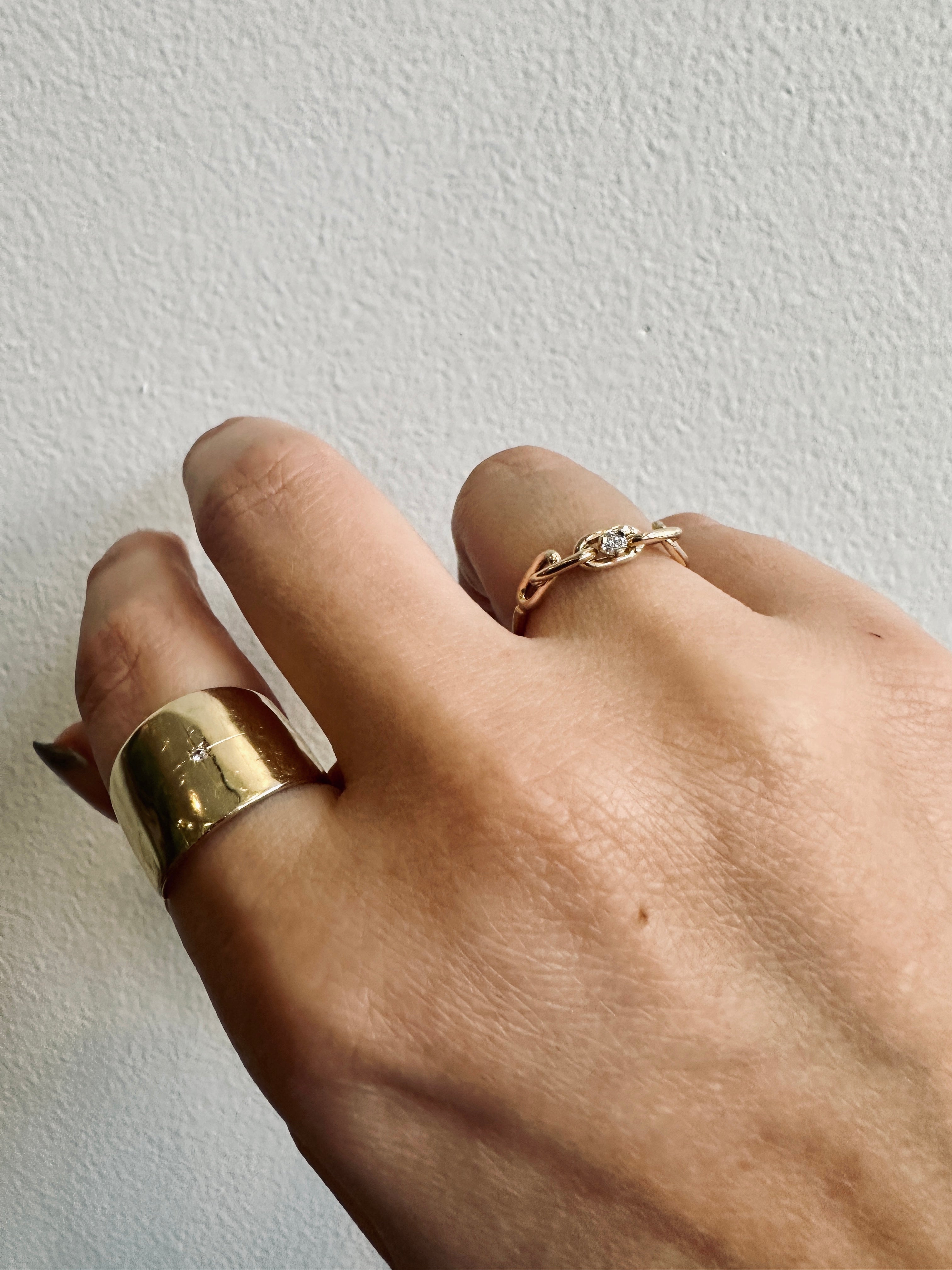 14KT DIAMOND OVAL LINK CHAIN RING