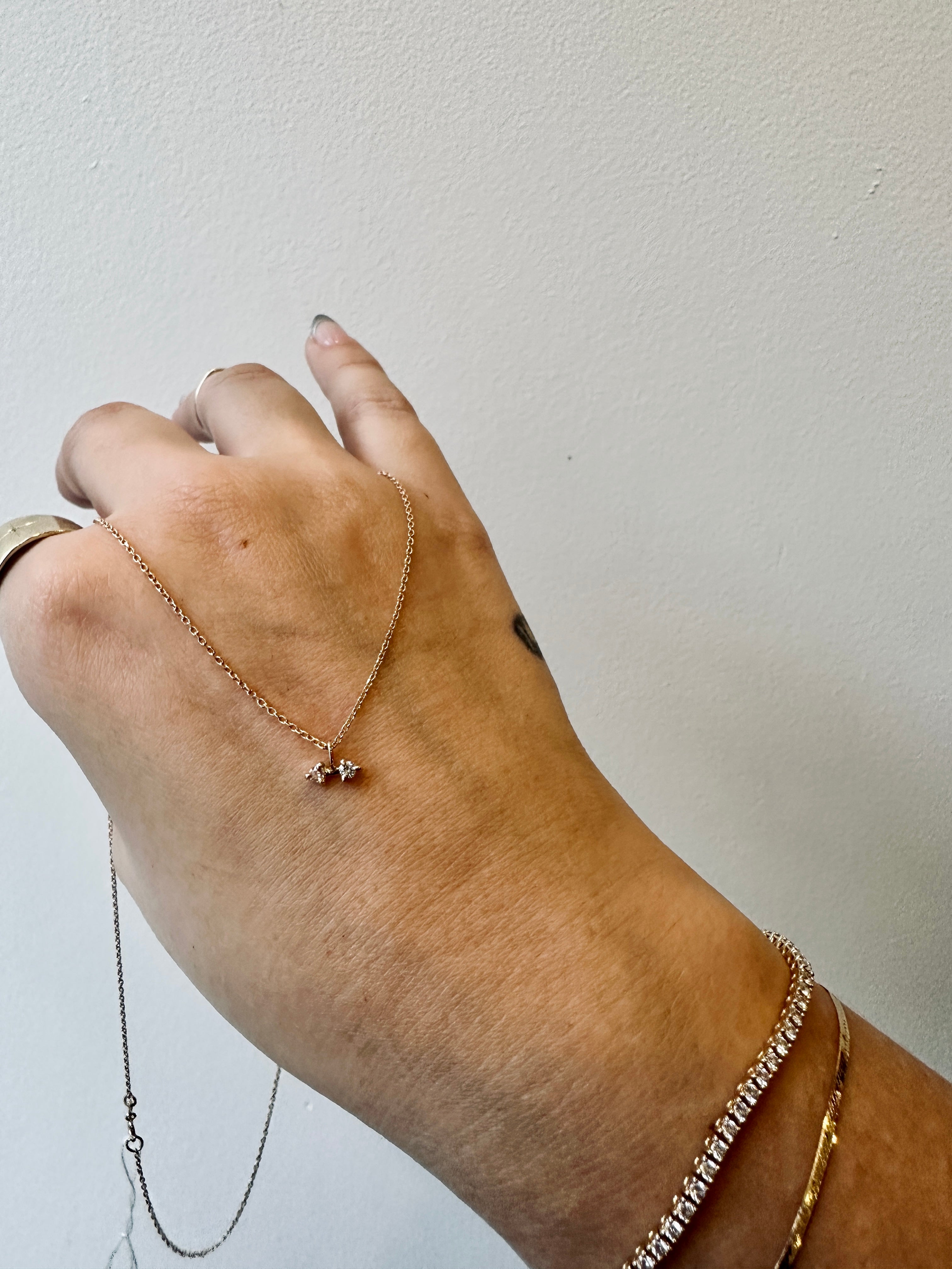 SLOANE NECKLACE