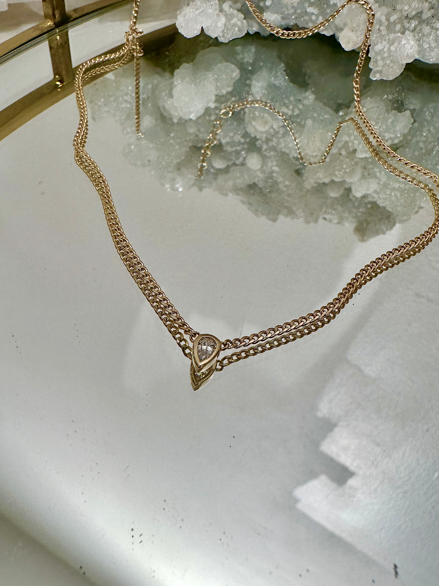 14KT PEAR BEZEL CURB CHAIN