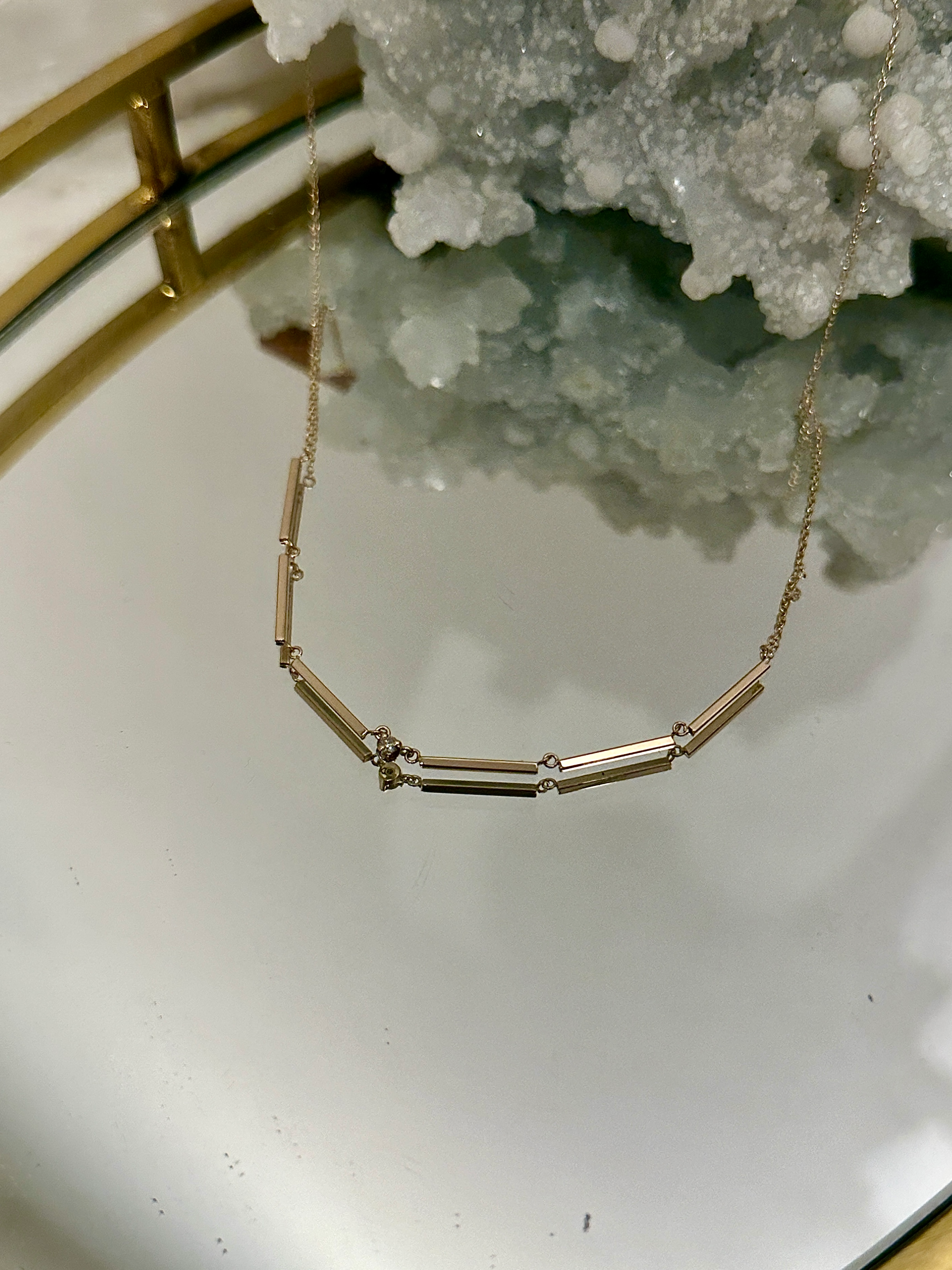 SINGLE DIAMOND GOLD LINKED BAR NECKLACE