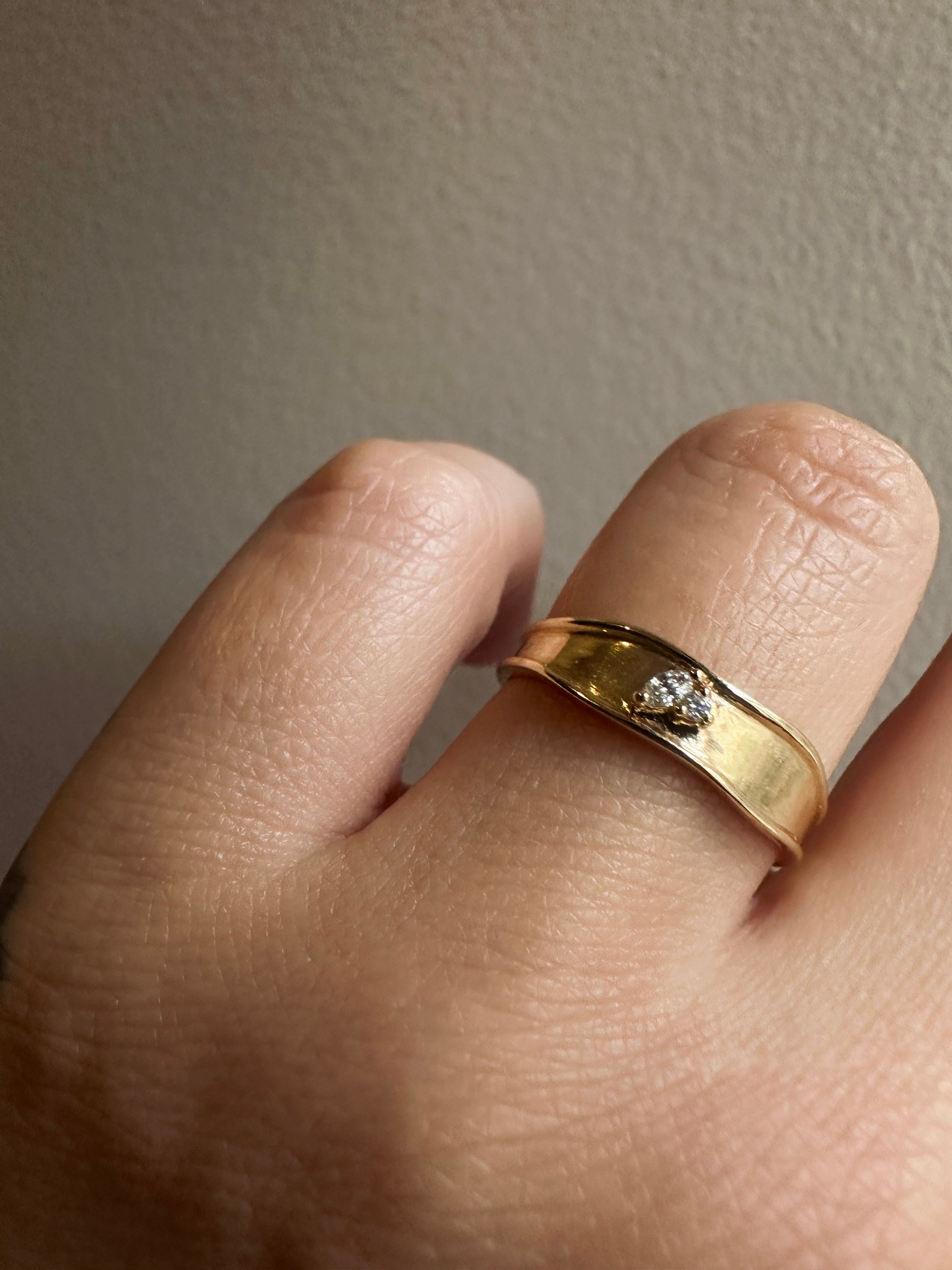 KINDRED SPIRITS LEAN ON ME BAND