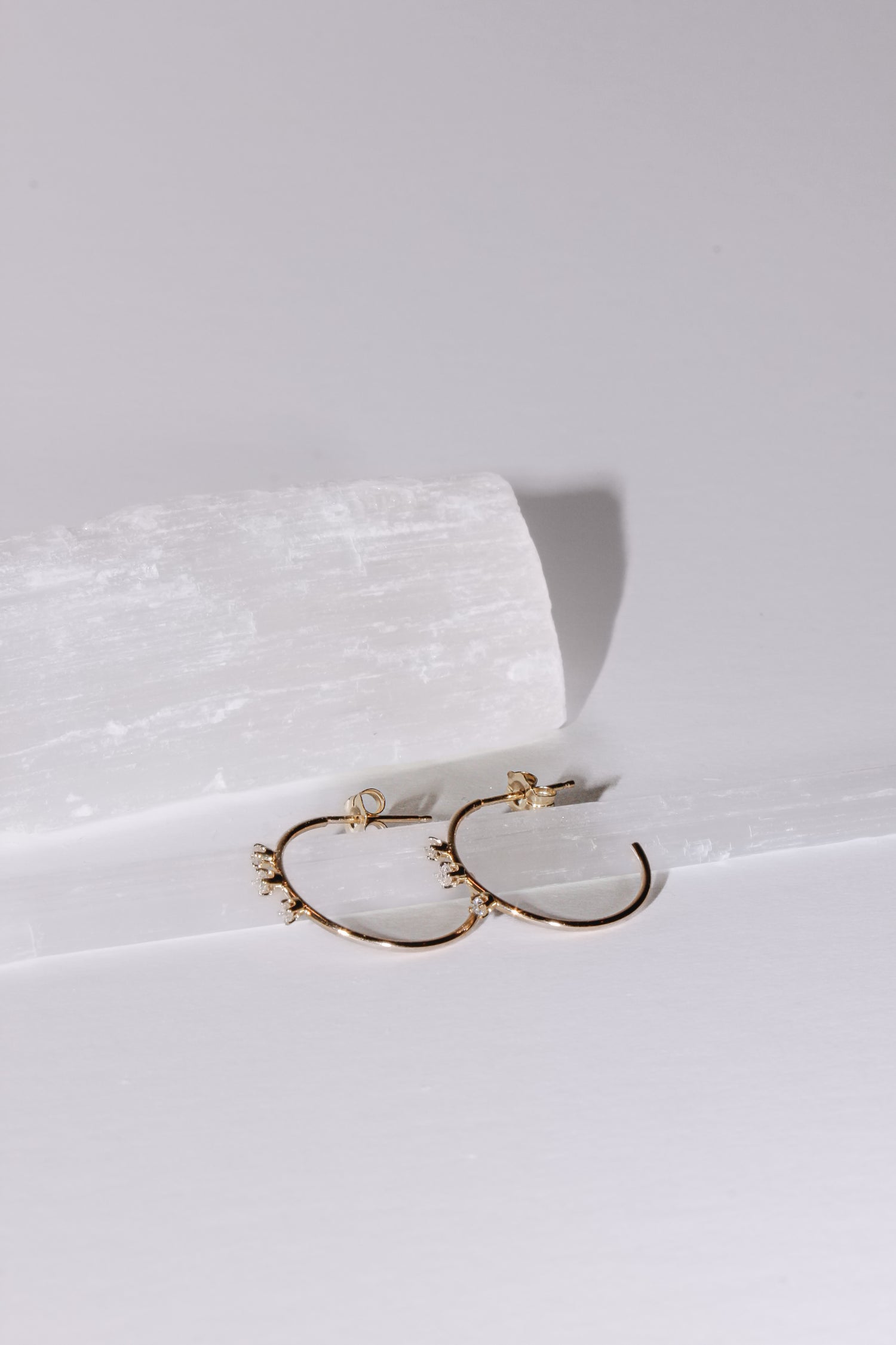 3 DIAMOND 14KT HOOPS