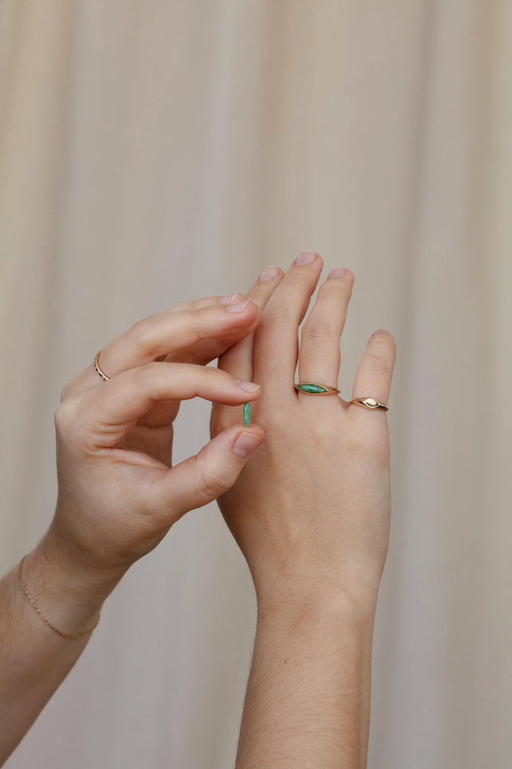 JADEITE EYE SIGNET RING