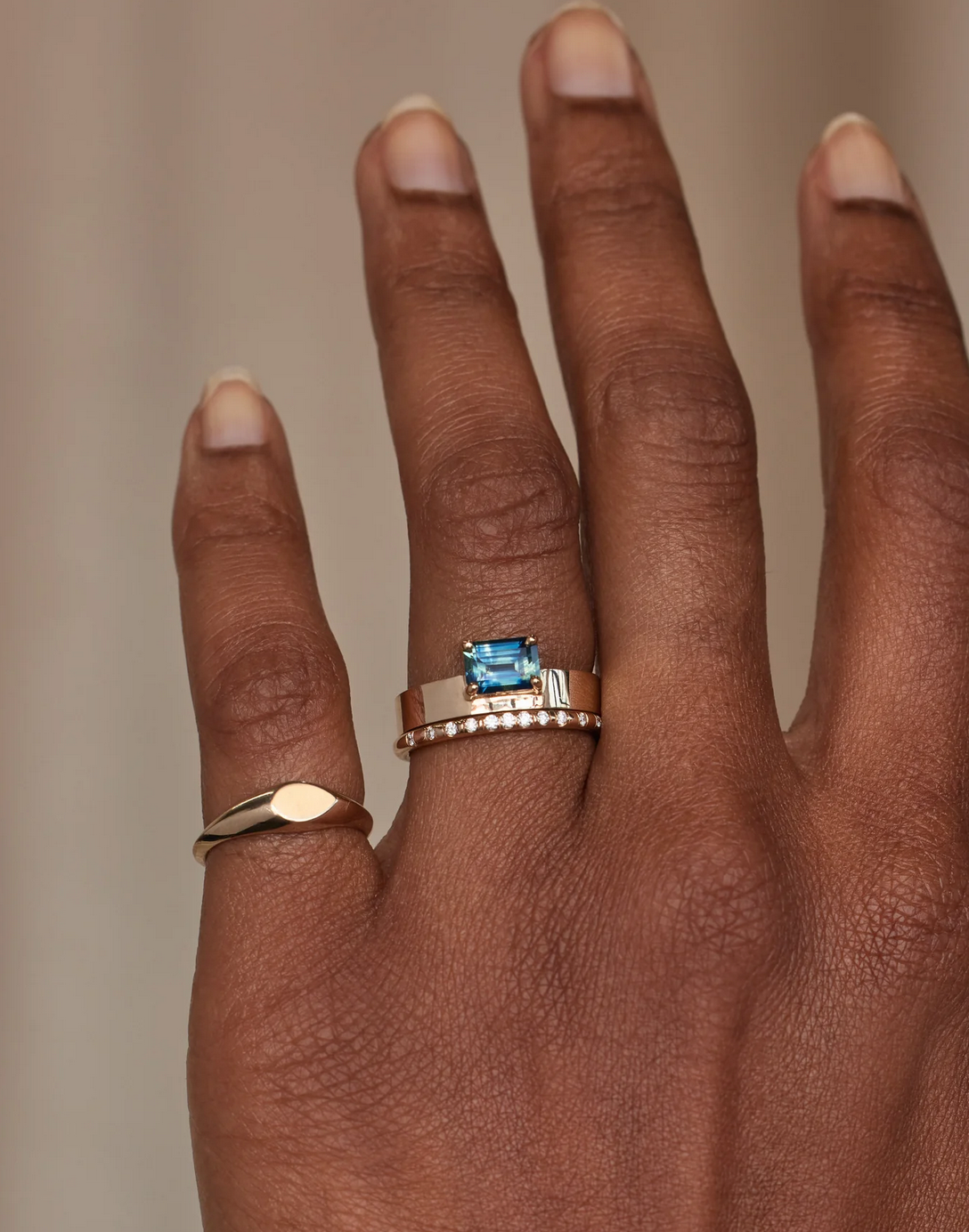 SAPPHIRE MONOLITH RING