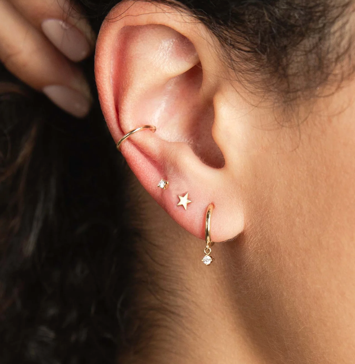 14KT DANGLING DIAMOND SMALL HINGE HOOP HUGGIE