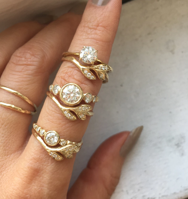 DIAMOND LEAF SWAY RING