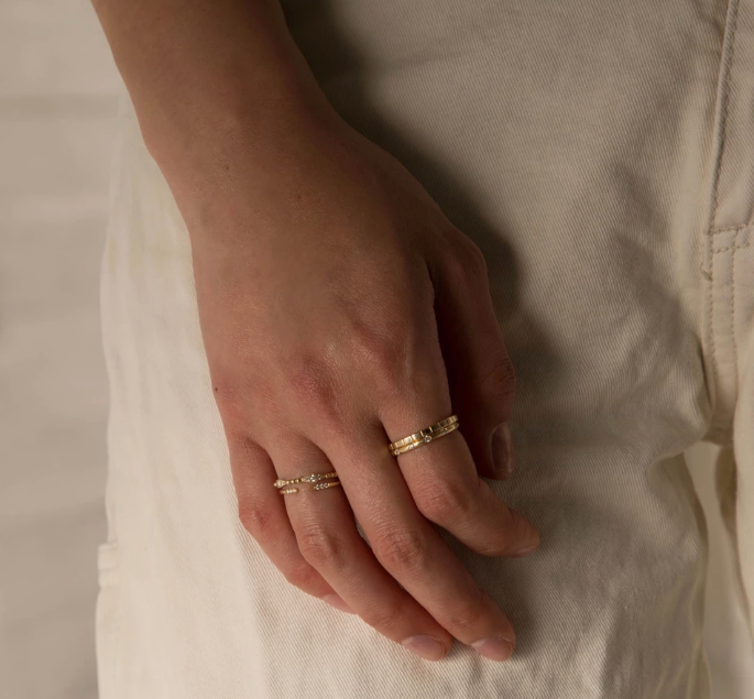 WHITE EQUILIBRIUM CUFF