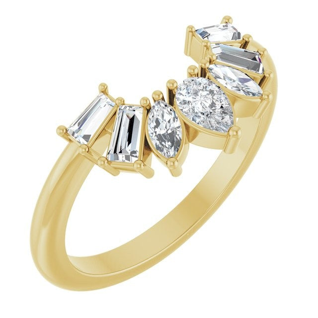 Starburst Diamond Deco Wedding Band in 14kt yellow gold, perspective view