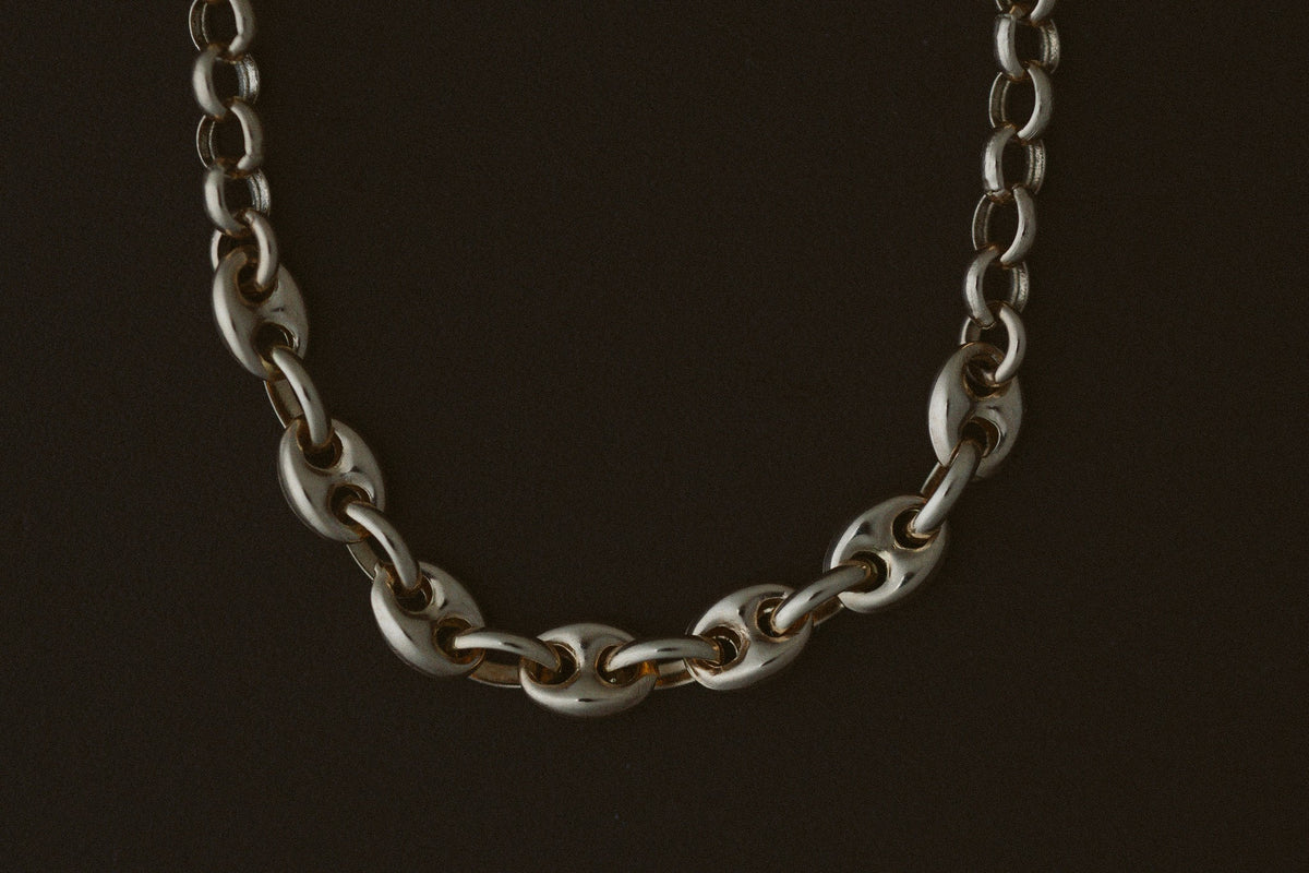 Mariner Station Rolo Chain Bracelet by Zoe Chicco in 14kt yellow gold