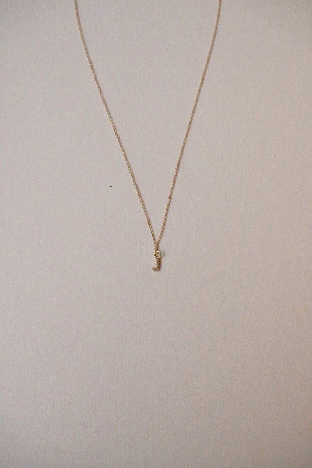 BB INITIAL NECKLACE