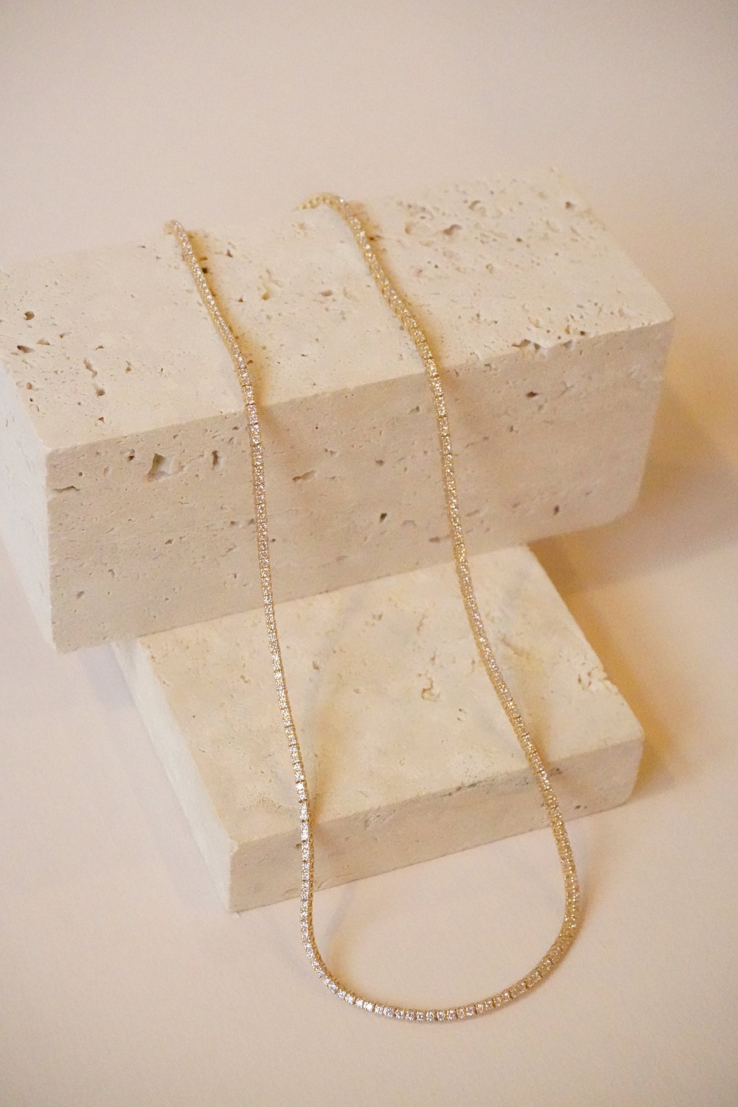 THE CLASSIC TENNIS NECKLACE