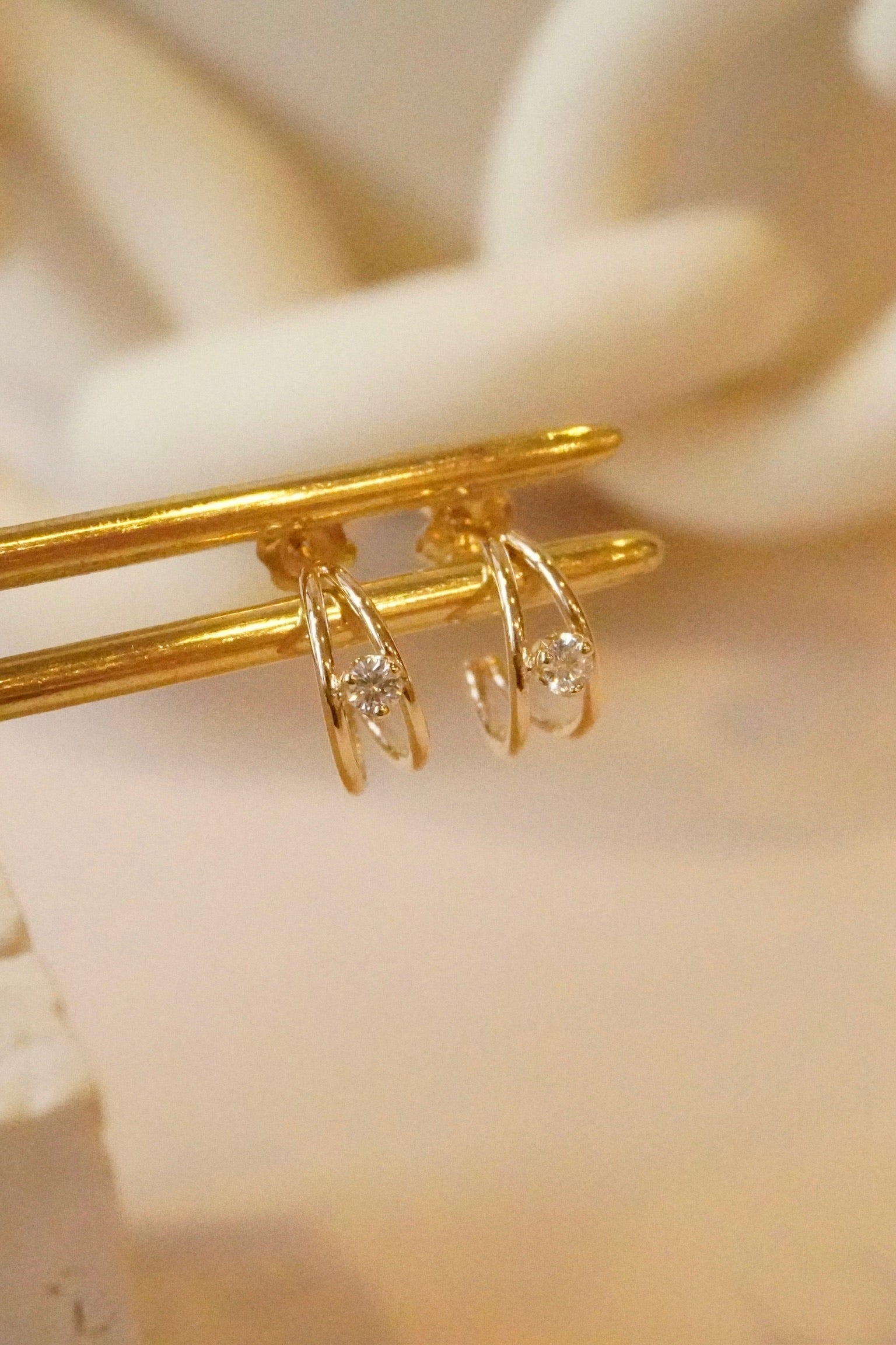 14KT NESTED PRONG DIAMOND DOUBLE WIRE HUGGIE EARRINGS