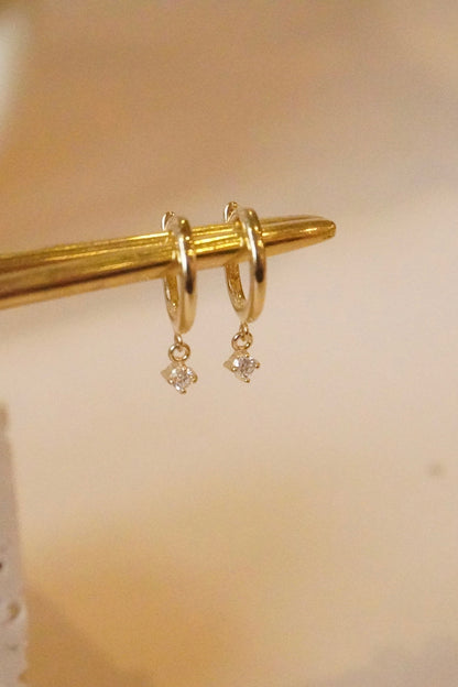 14KT DANGLING DIAMOND SMALL HINGE HOOP HUGGIE