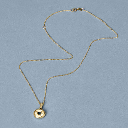 Stone &amp; Strand Gold Bagel Brunch Charm editorial styling