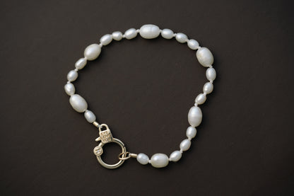 PEARL EYE LOVE YOU CLASP BRACELET