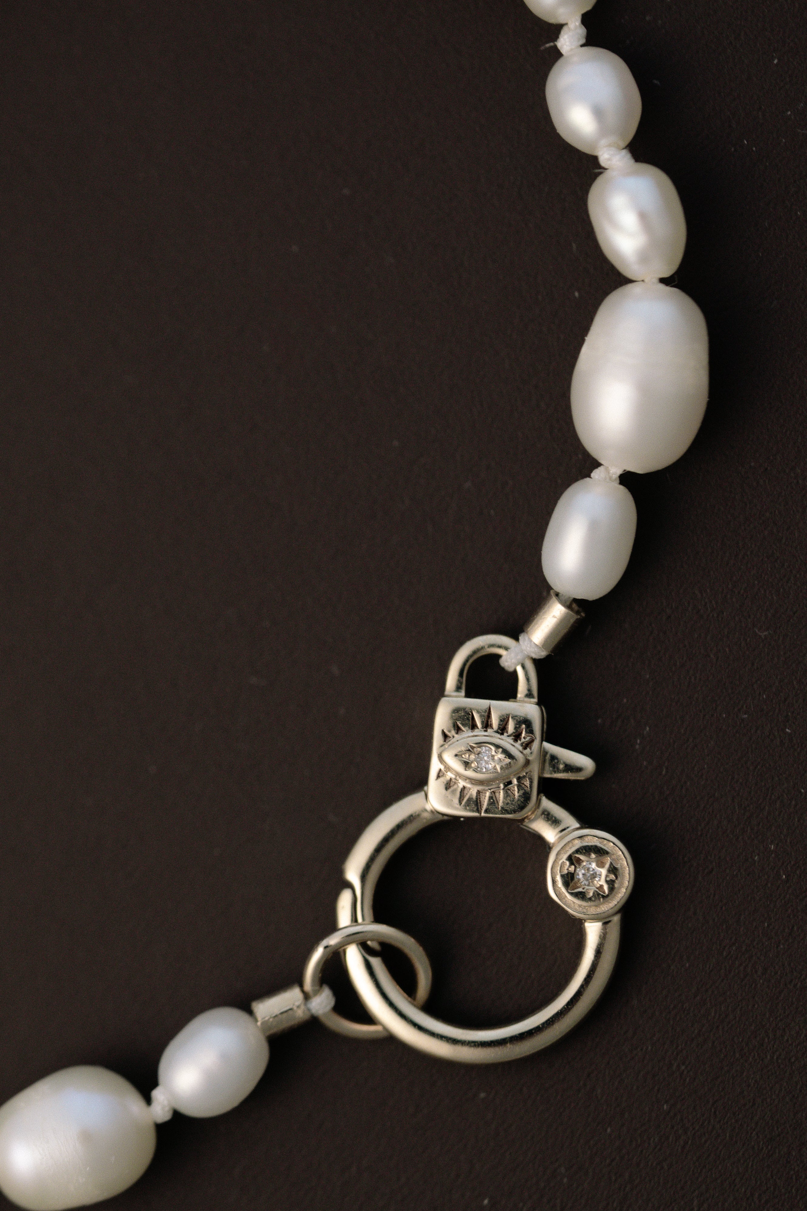 PEARL EYE LOVE YOU CLASP BRACELET
