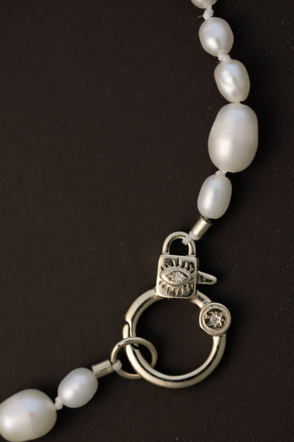 PEARL EYE LOVE YOU CLASP BRACELET