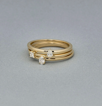 FANCY DIAMOND STACKING RING