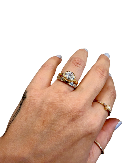 DIAMOND MANIFESTATIONS WEDDING BAND