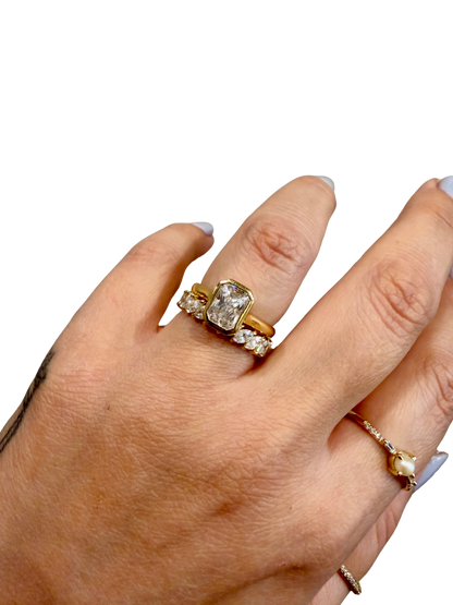 MARQUISE EROS WEDDING BAND