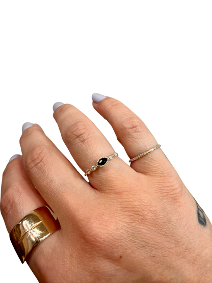 MARQUISE SAPPHIRE DEW RING