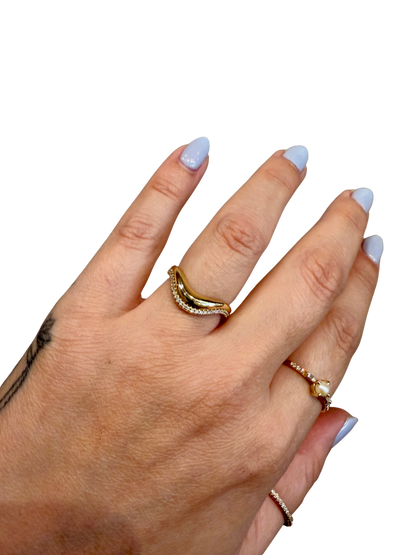 PAVE DIAMOND EMBRACE WEDDING BAND