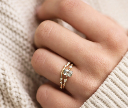 ALATE RING