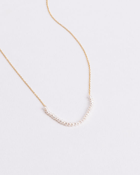 PEARL ARC NECKLACE