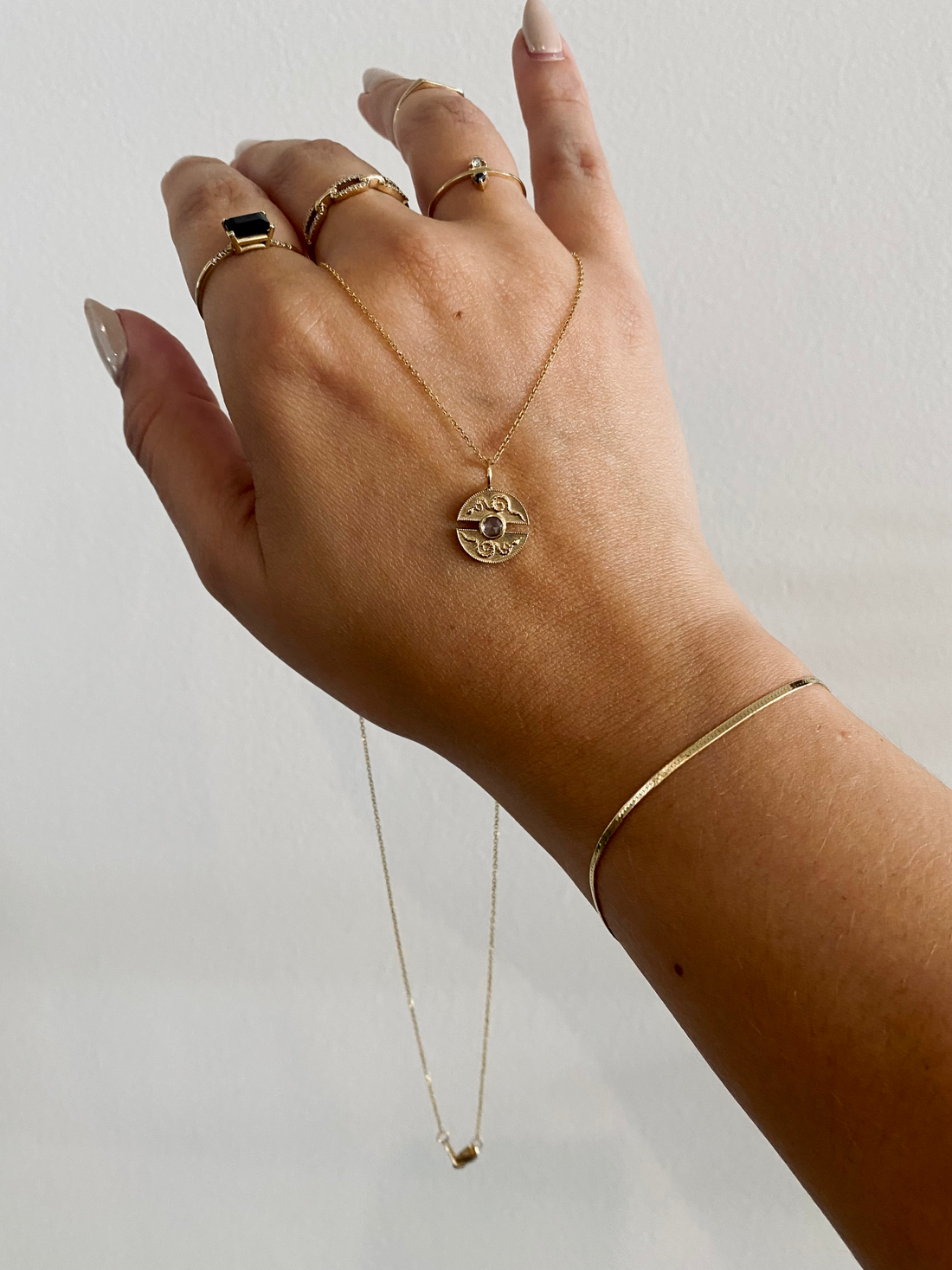 PETITE SAMSARA AMULET NECKLACE