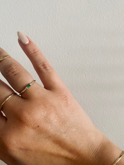 BAGUETTE EMERALD EQUILIBRIUM