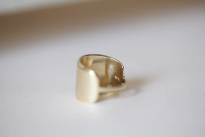 DIAMOND SHIELD RING