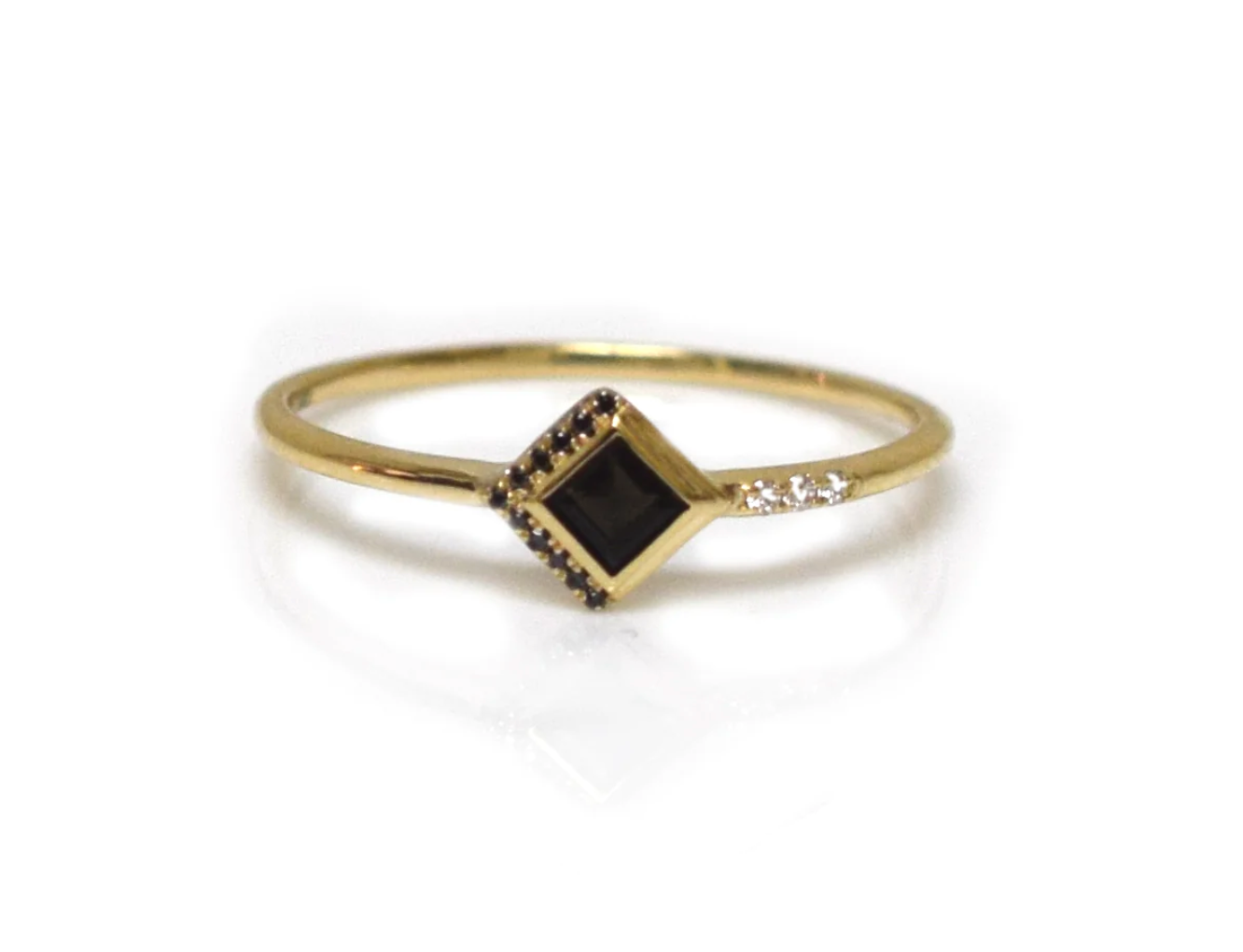 BLACK OBSIDIAN &amp; DIAMOND MYSTERIEX RING